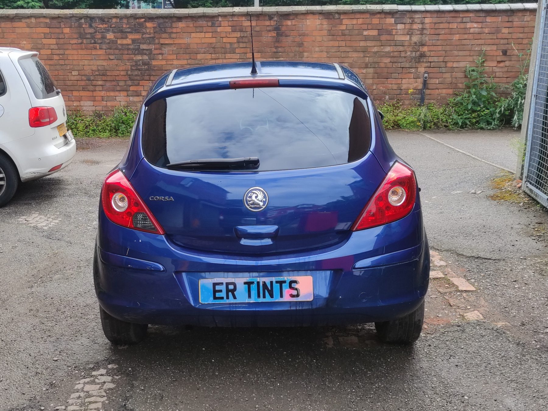 Window Tinting vauxhall corsa 5% limo tint