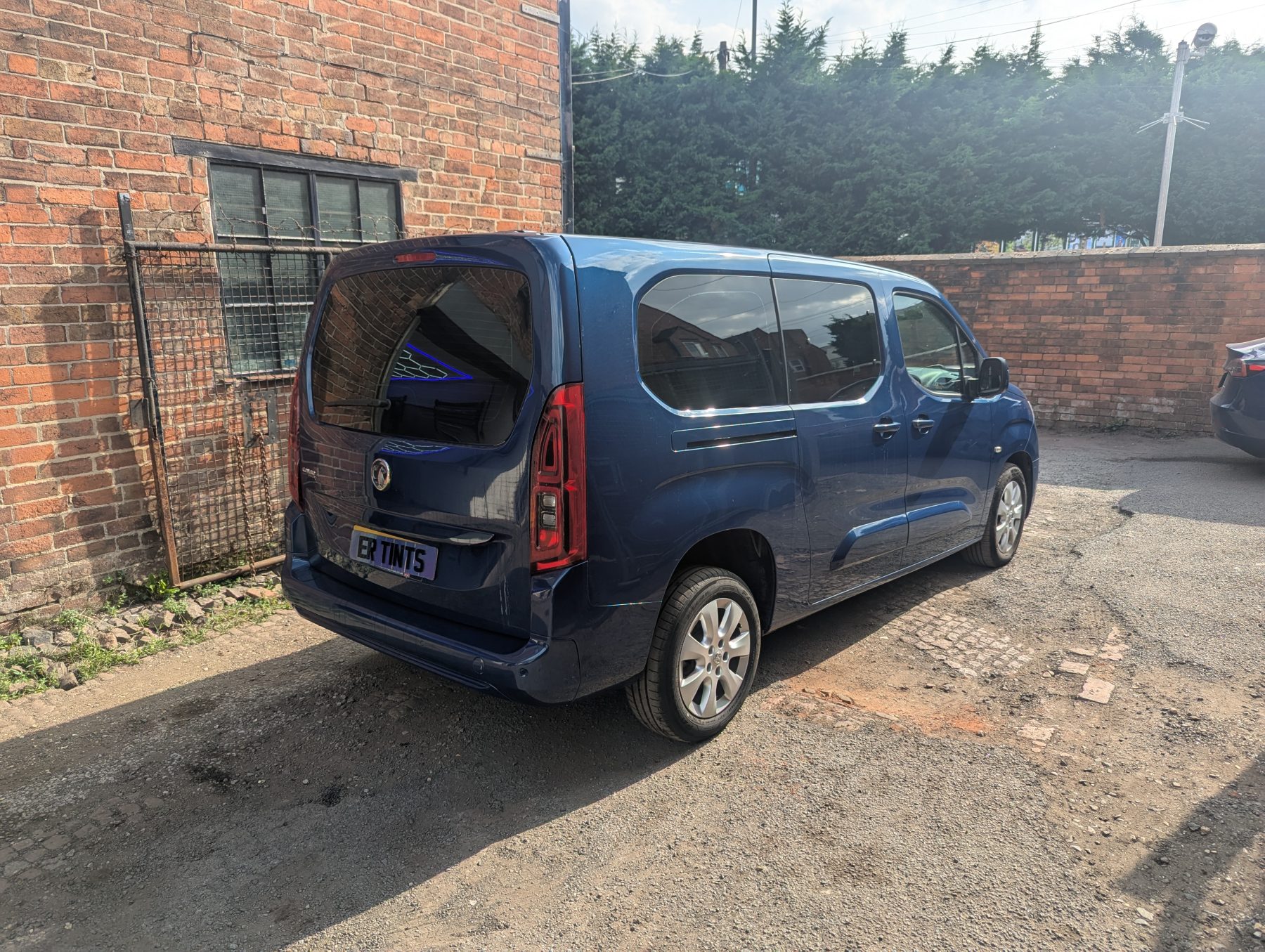 Window Tinting Window Tinting